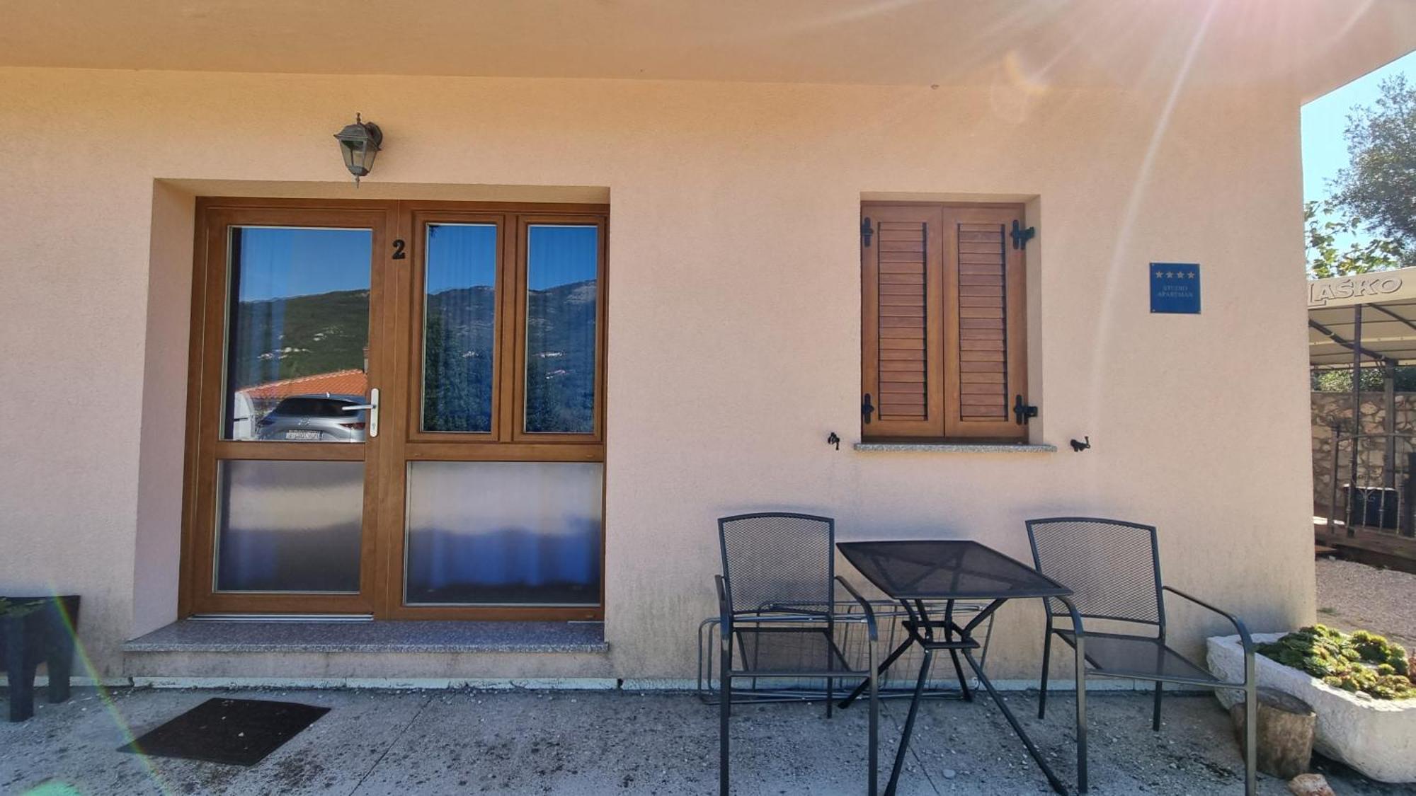Apartmani Barbara Brseč Exterior foto